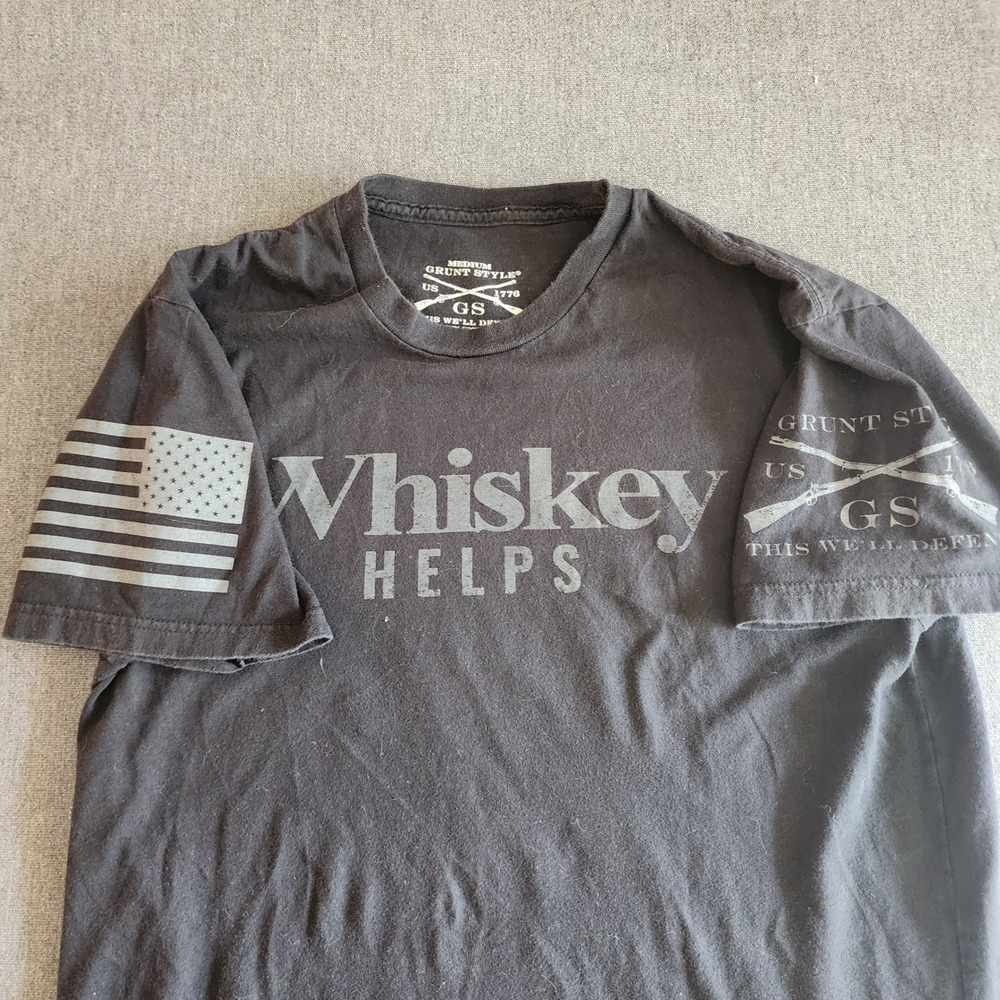 Grunt Style Whiskey Helps Black Graphic T-Shirt Mens Medium Patriotic Cotton Tee
